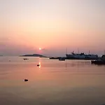 Gikas Triple Sea View B7