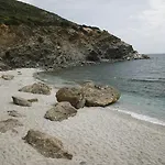 Gikas Triple Sea View B7 3* Marmari (Evia)