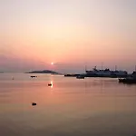 Aparthotel Gikas Triple Sea View B7
