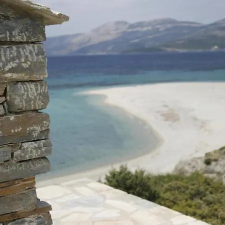 Gikas Triple Sea View B7