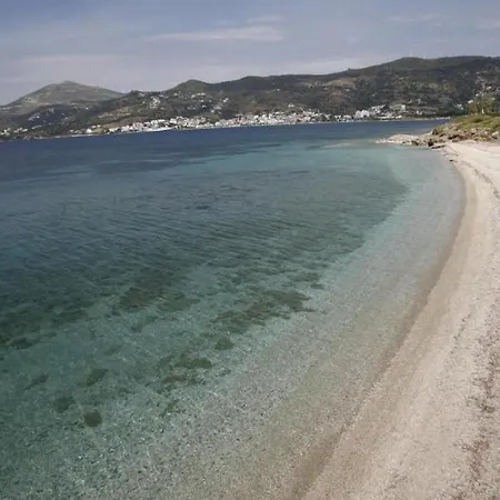 جيكاس أبارتمينتس 3* Marmari (Evia)