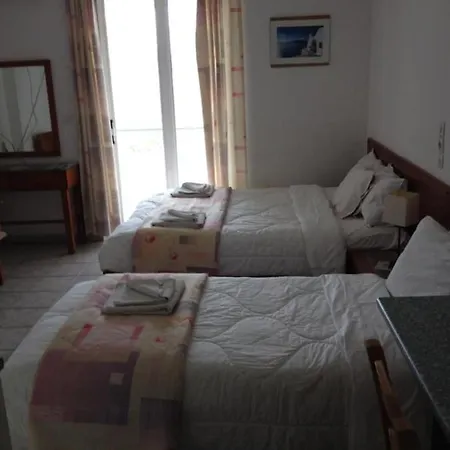 Gikas Triple Sea View B7 3*