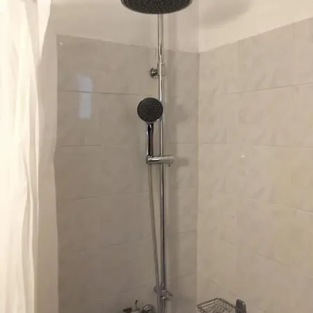 Gikas Triple Sea View B7 Aparthotel 3*