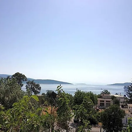 Апарт-отель Gikas Triple Sea View B7 3*