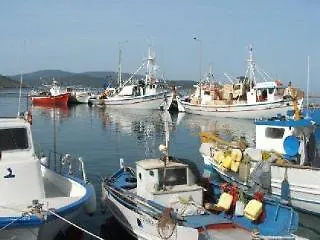 شقة فندقية جيكاس أبارتمينتس Marmari (Evia)