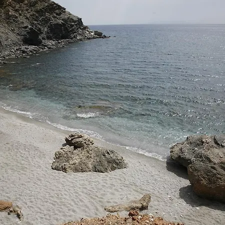 Ξενοδοχείο με διαμερίσματα Gikas Triple Sea View B7 3*