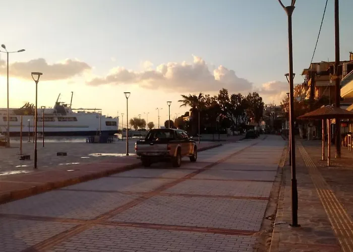 Gikas Triple Sea View B7 Ξενοδοχείο με διαμερίσματα 3*