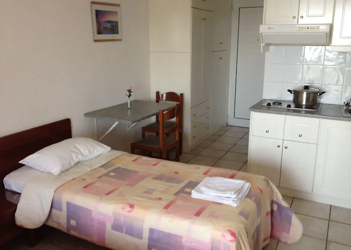 Gikas Triple Sea View B7 Ξενοδοχείο με διαμερίσματα 3*