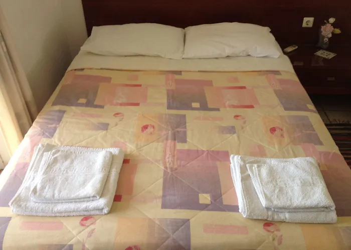 Ξενοδοχείο με διαμερίσματα Gikas Triple Sea View B7