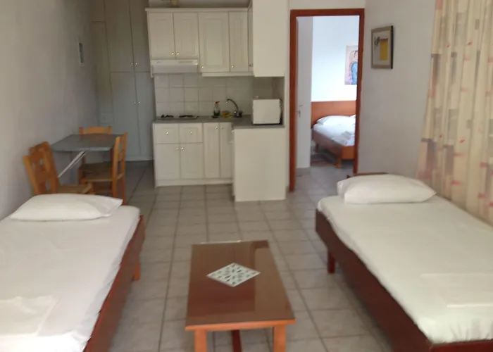 Gikas Triple Sea View B7