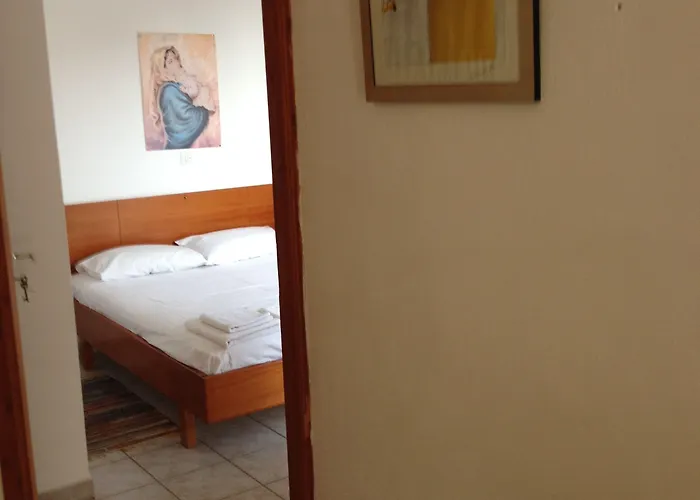 Ξενοδοχείο με διαμερίσματα Gikas Triple Sea View B7 Marmari (Evia)