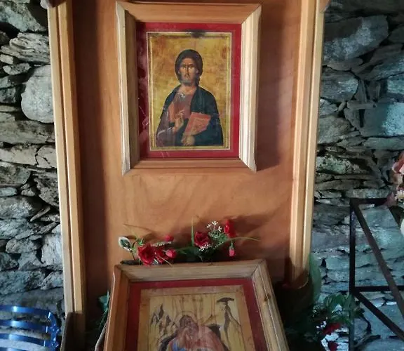 Gikas Triple Sea View B7