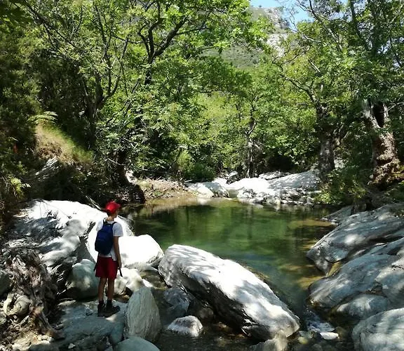 Ξενοδοχείο με διαμερίσματα Gikas Triple Sea View B7 Marmari (Evia)